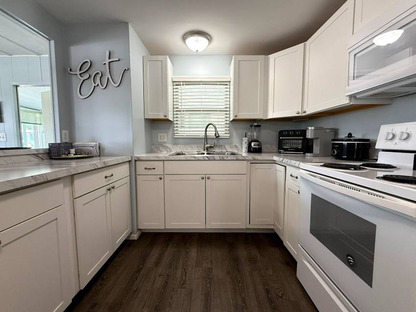 20 Quince Ave a Bradenton, FL Mobile or Manufactured Home for Sale